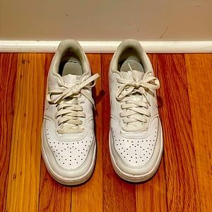 Women’s Nike Air size 9